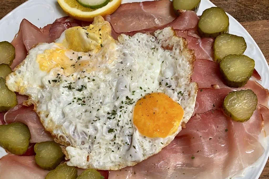 Gaststätte Zur Glocke_Celle_slider_image_3