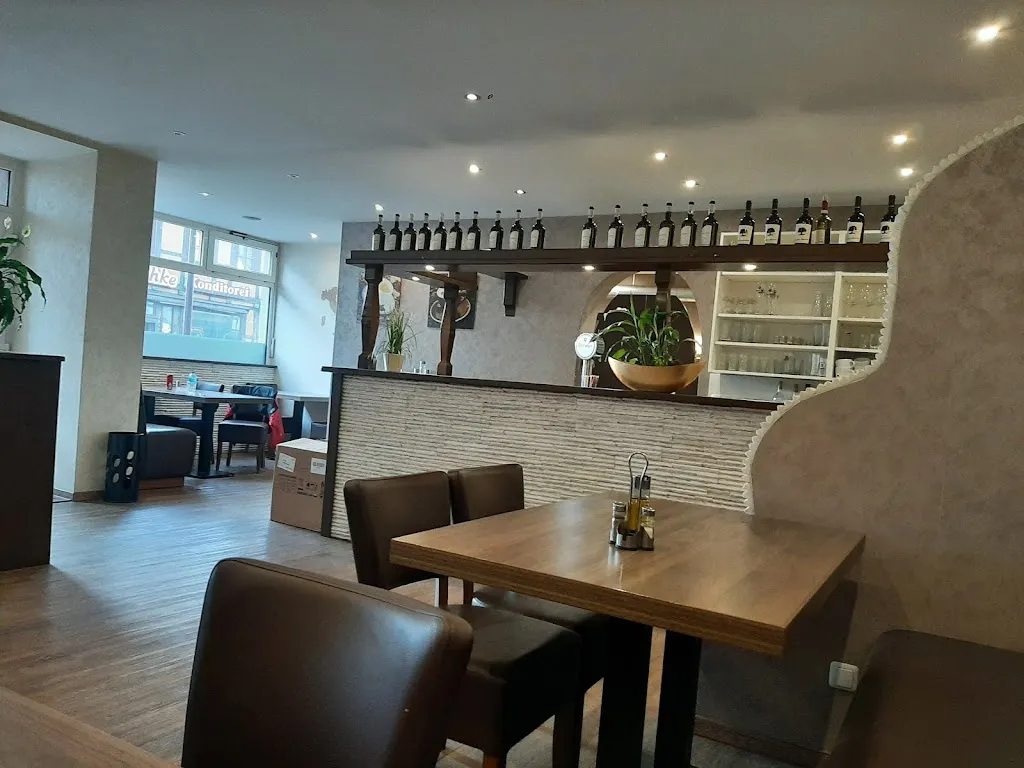 Pizza bei Piero_Aerzen_slider_image_1