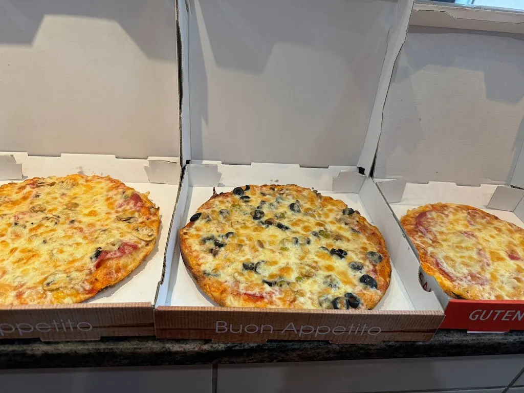 Pizza bei Piero_Aerzen_slider_image_3