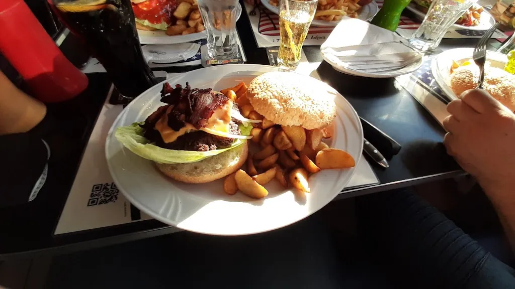 Menu_Route 4 DINER, Restaurant and Bar_Ribbesbüttel_image_1