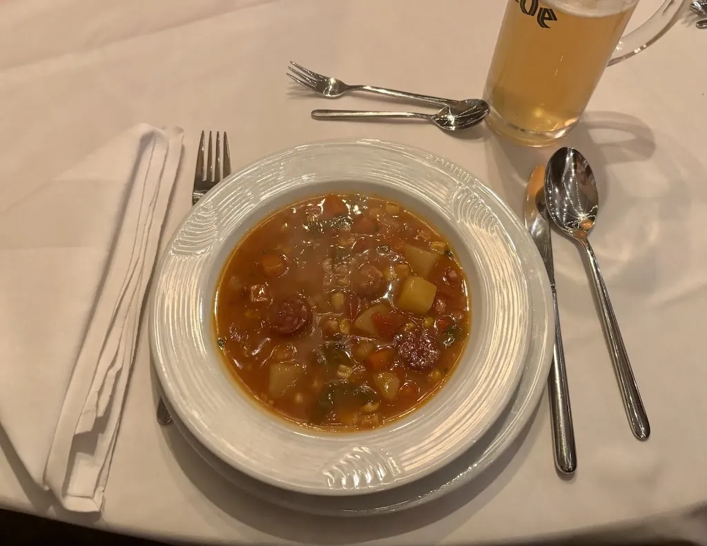 Jessica Warnecke_myBernsteinsee Restaurant_Sassenburg_avis