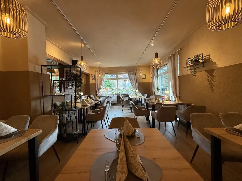 Basilico - Pizza & Restaurant_Schwülper_slider_image_1