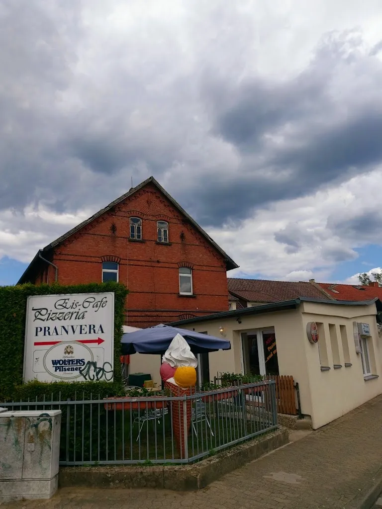 Eiscafé Pizzeria Pranvera_Schwülper_slider_image_3