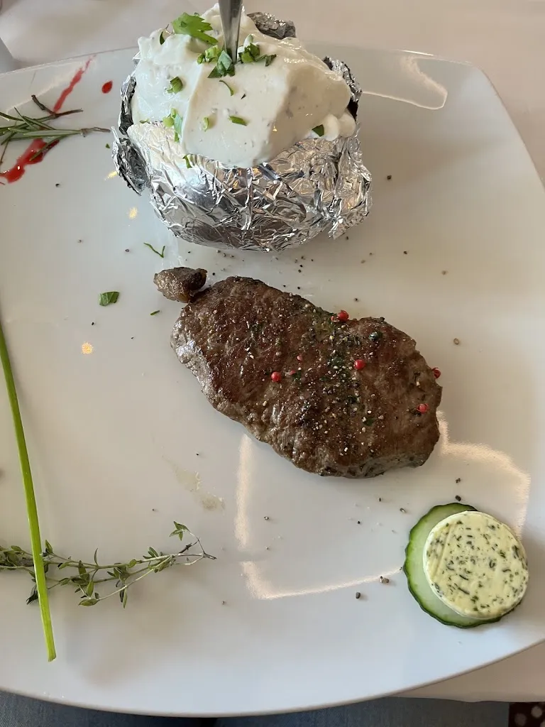 Menu_Castanea Restaurant_Adendorf_image_6