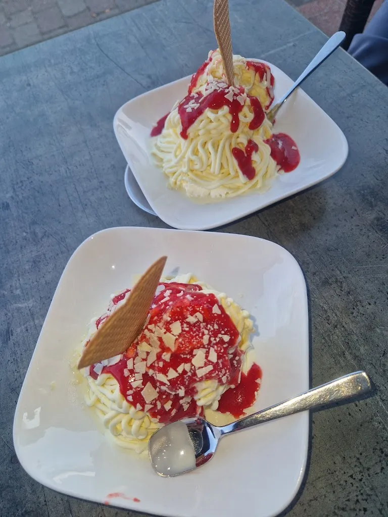 Eiscafé Pizzeria Adriano_Adendorf_slider_image_3