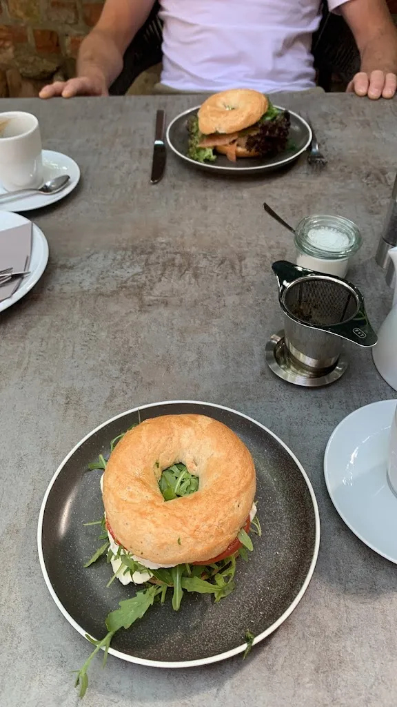 Petra Kühn_einzigartig - Das Restaurant zum Verweilen und Genießen_Lüneburg_avis