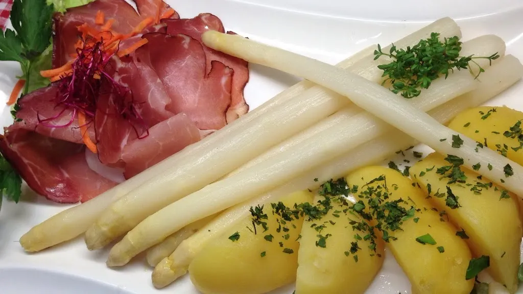 Das Kleine Restaurant am historischen Hafen_Lüneburg_slider_image_3