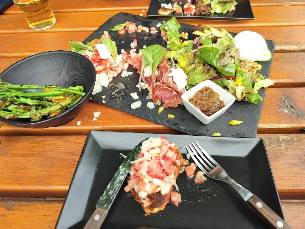 Andrea Van Akker_Embers Esskultur - BBQ & Burger Amelinghausen_Amelinghausen_review