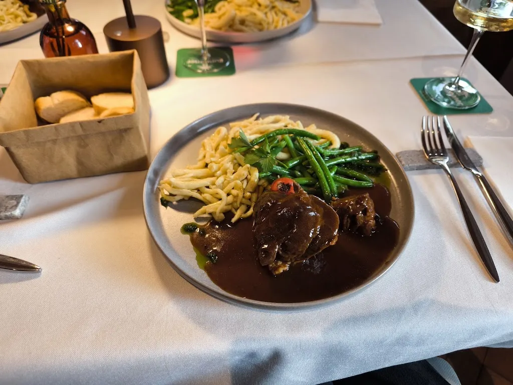 Sarah Buchholz_Alet Stüble_Allensbach_review