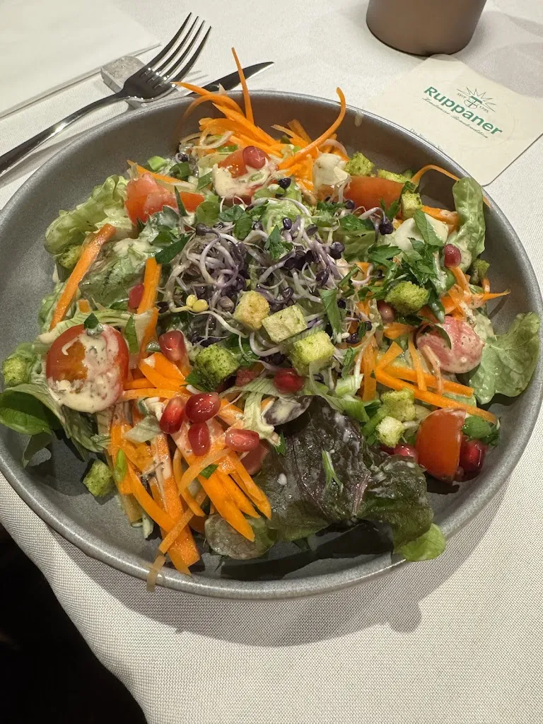 Nadine Trejtnar_Alet Stüble_Allensbach_review