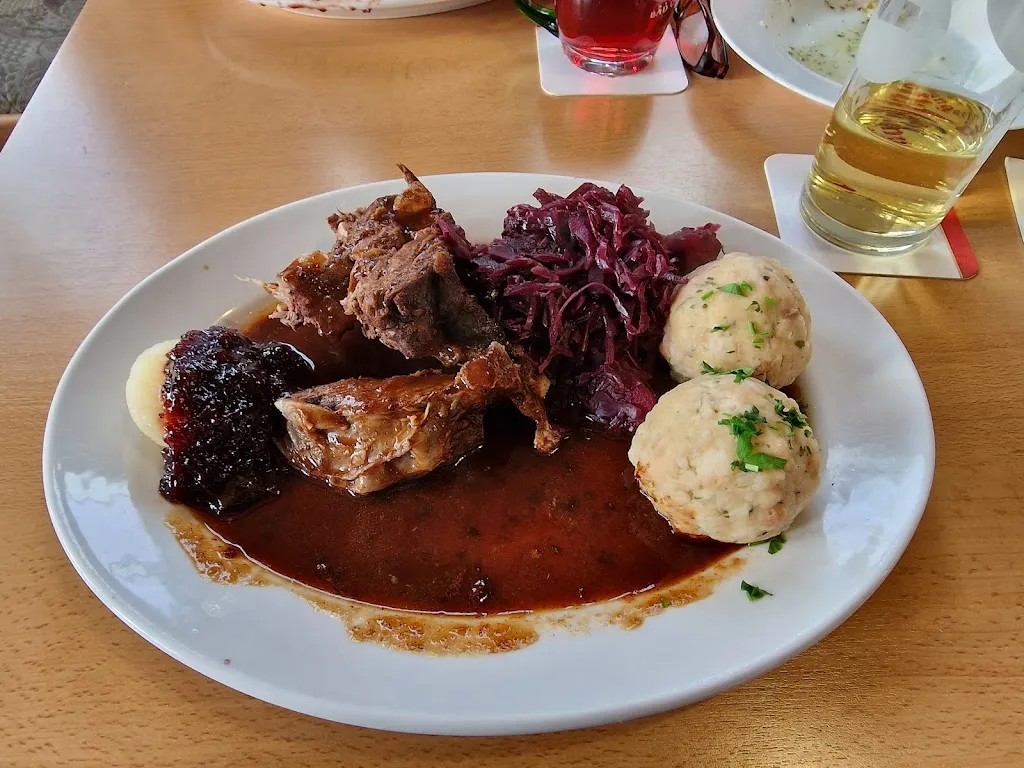 Manuel Herrera Mayo_Gasthaus Löwen LIKA GRILL_Stuttgart_recensione