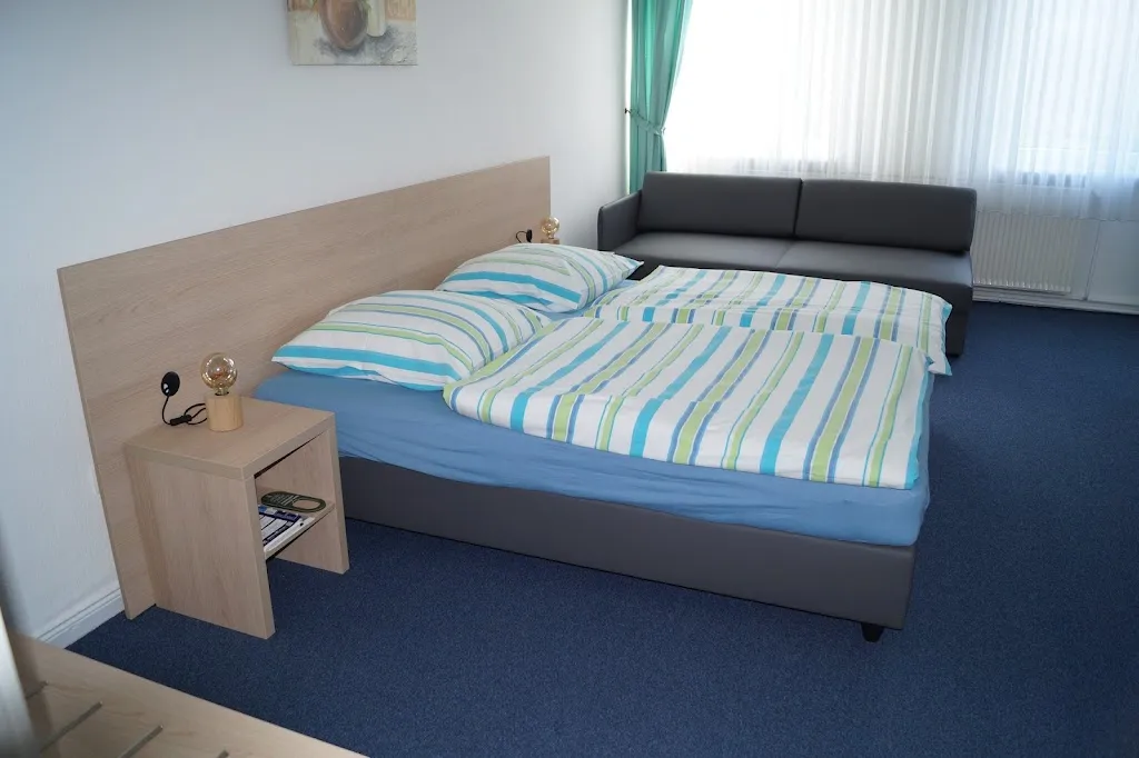 Hotel Landgasthaus Zum braunen Hirsch_(Leine)_slider_image_2