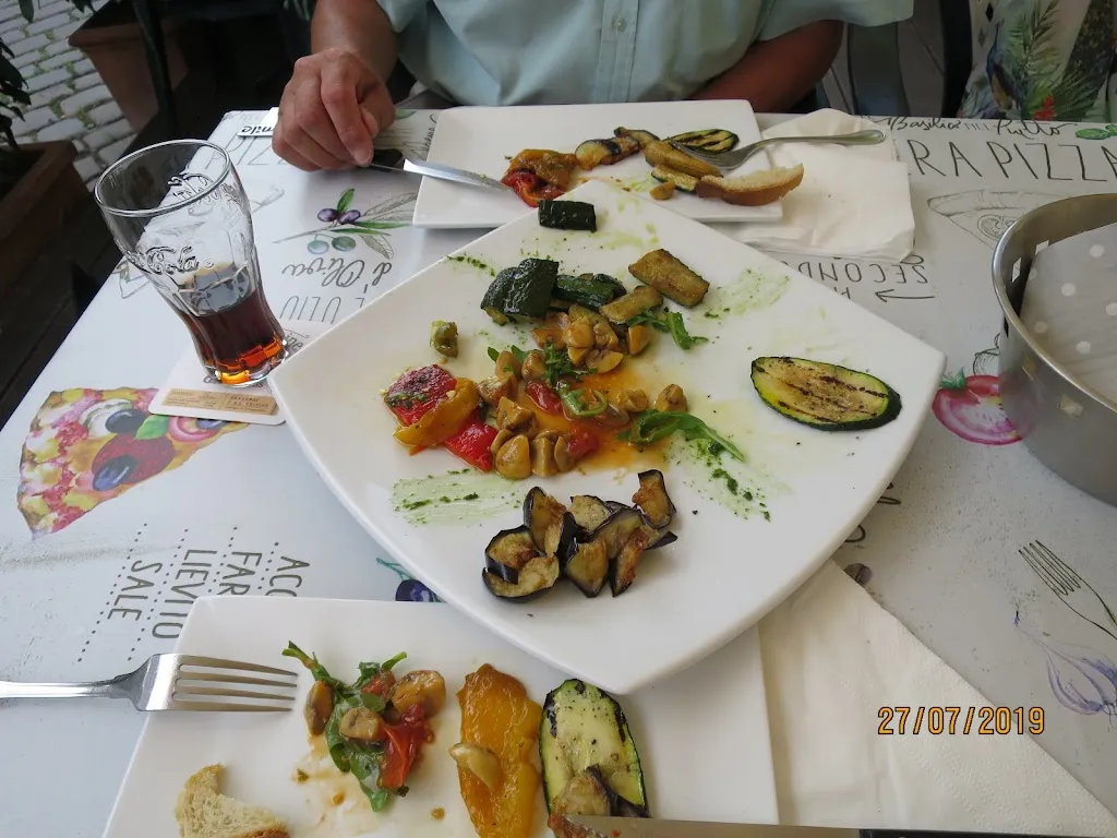 Menu_Piccolo Mondo im Ratskeller__immagine_7