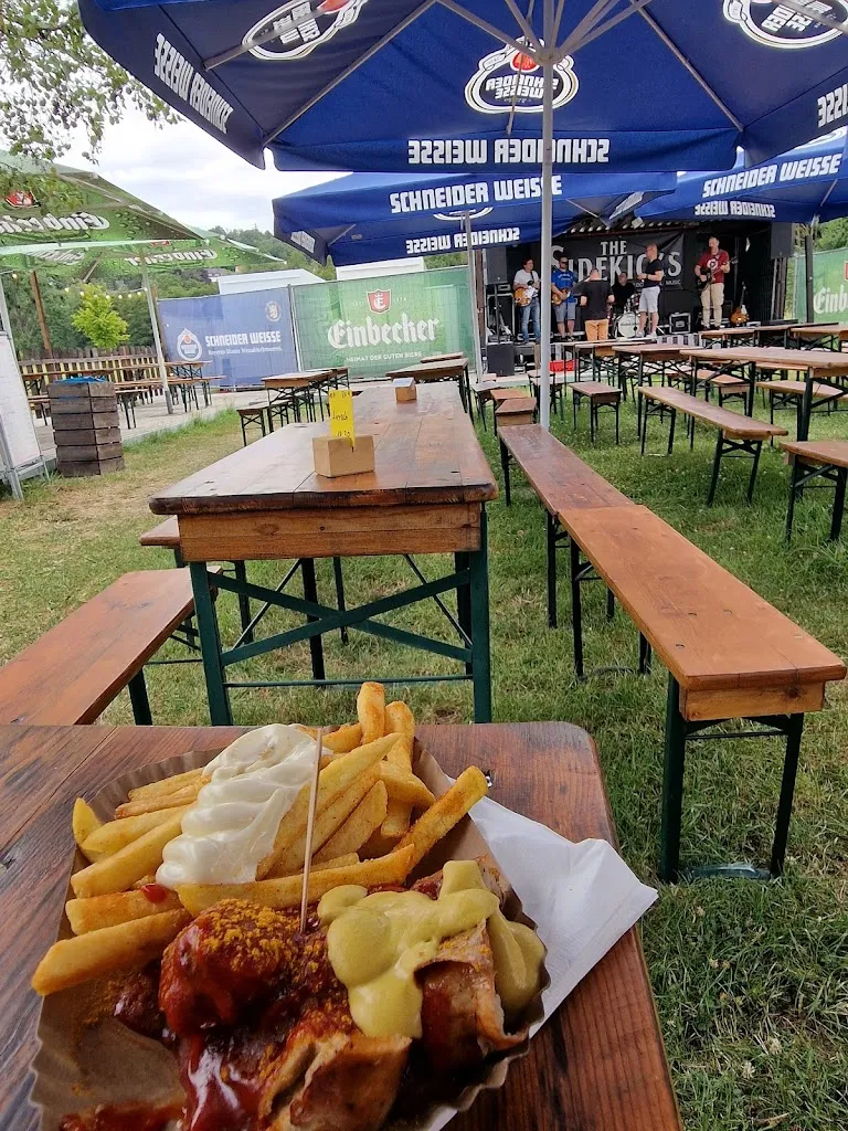 #GarlicGirL13_Biergarten im Auenpark_(Leine)_recensione