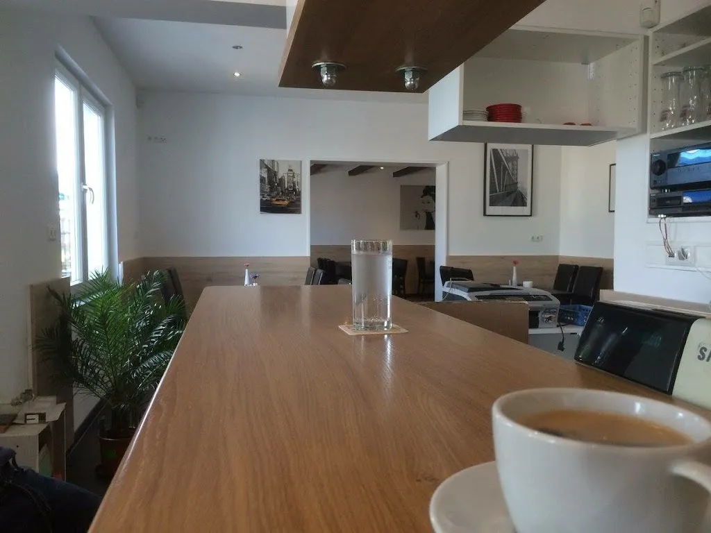 Cihan Bistro UG (haftungsbeschränkt) restaurant in (Leine)