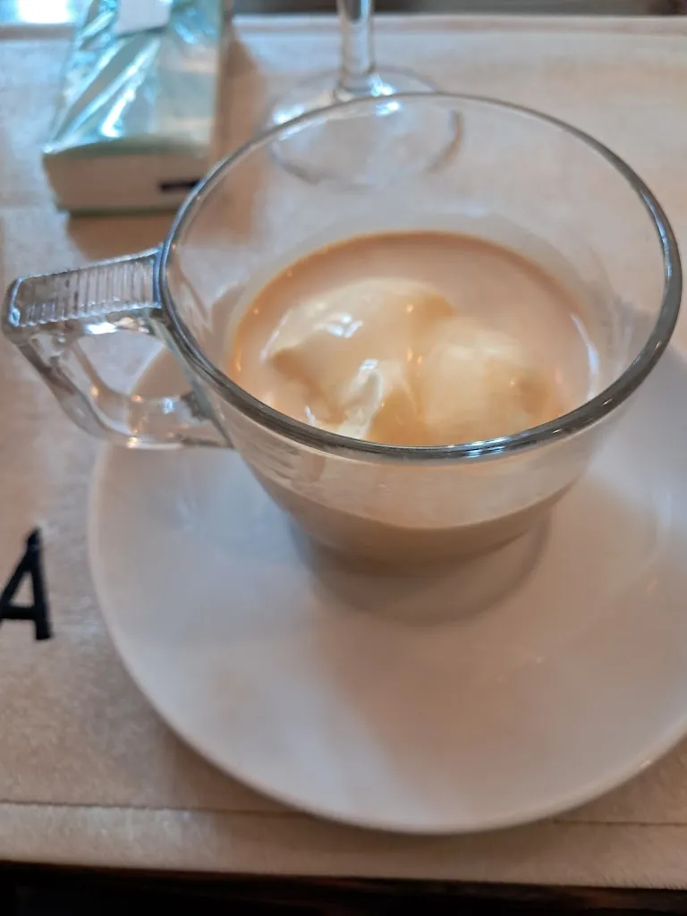 Christine Mahrla_Restaurant Olympia_(Leine)_review