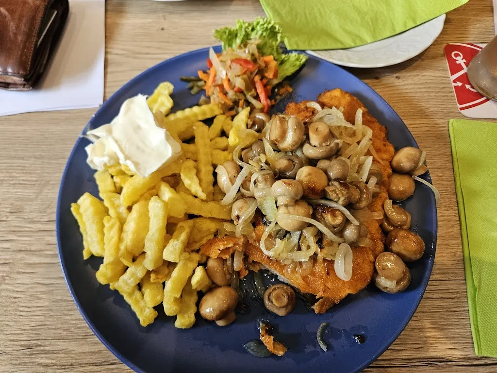 Gaststätte An de Eck - Rainer Grotheer_Beverstedt_slider_image_3