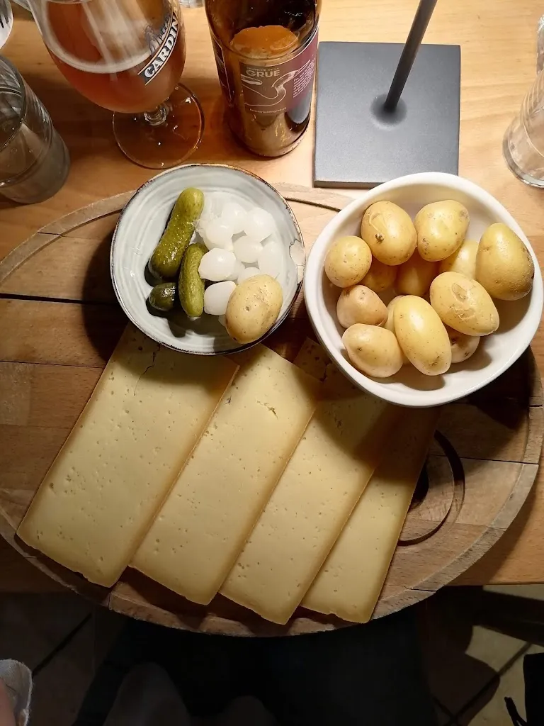 Menu_Gruyère Traditions Switzerland_Gruyères_immagine_6