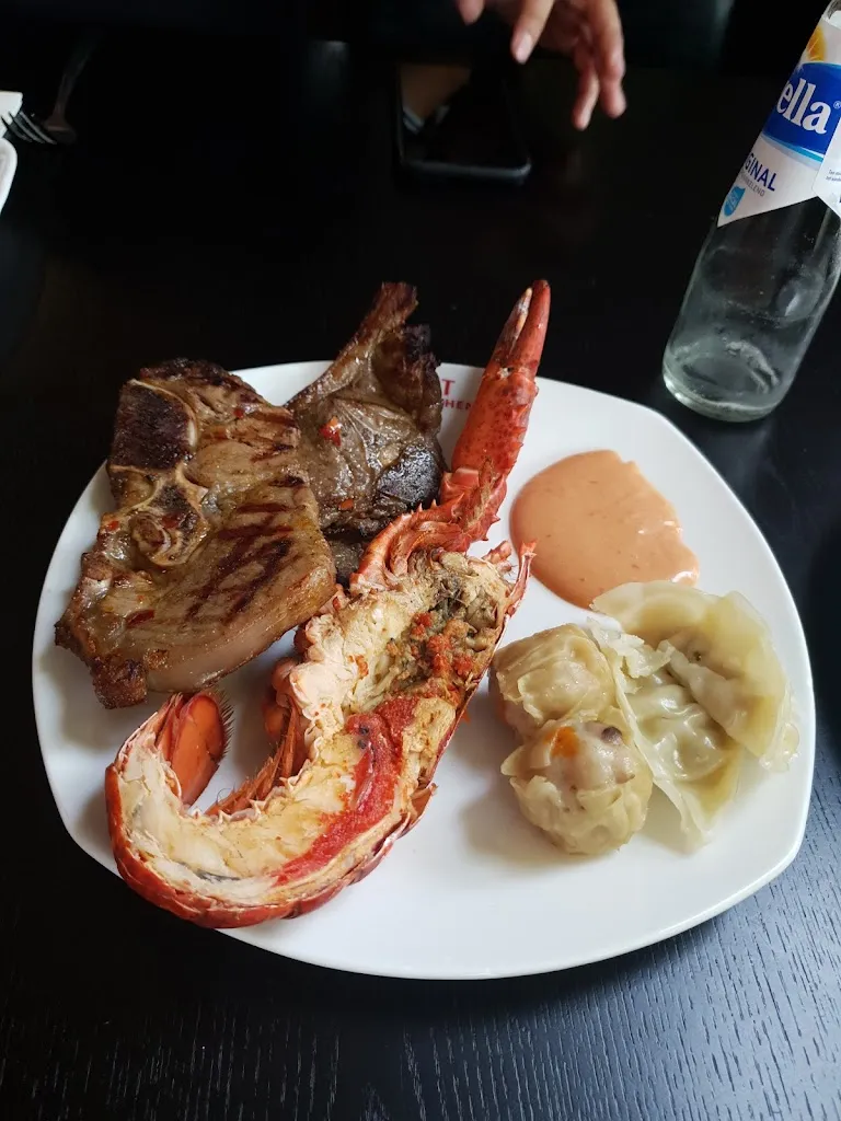 Yema Huye_Horst World Kitchen_Netherlands_review