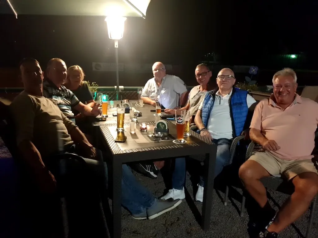 Bistro am Tennisplatz_Eilsen_slider_image_2