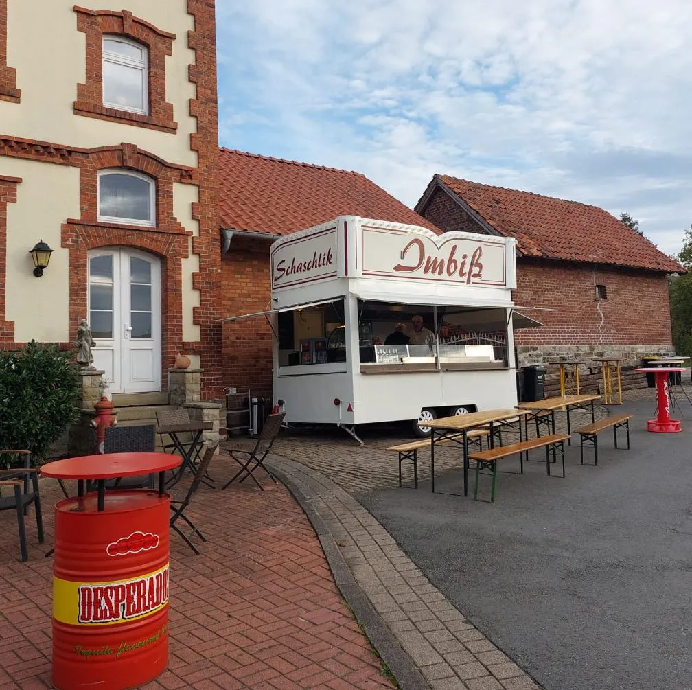 Imbiss am Bahnhof_Eilsen_slider_image_2