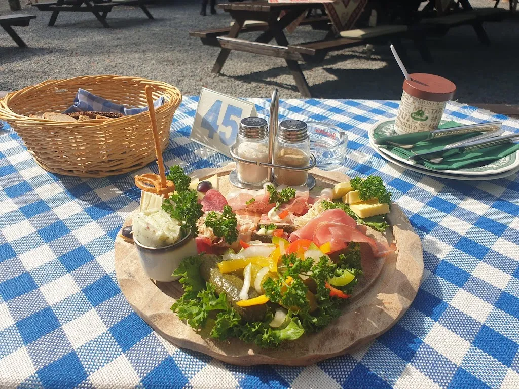 Enzianhütte_Essen_slider_image_3