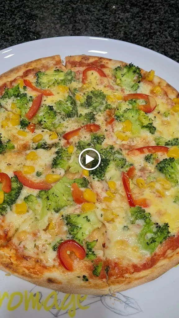 Sivas Pizza und Kebap Haus_Essen_slider_image_2