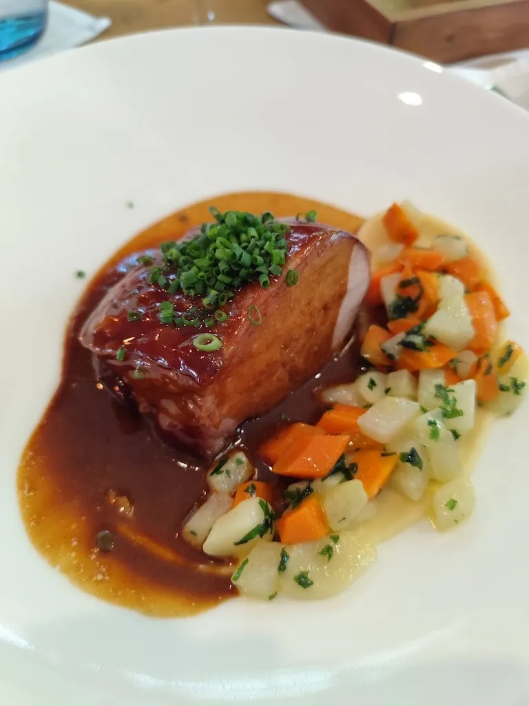 Michele Zecchini_Hofgut Rosenau_Tübingen_recensione