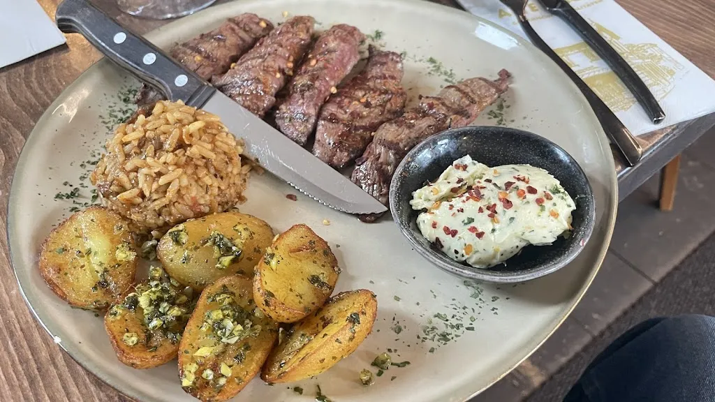 Alte Wache - Valon Musa_Aurich_slider_image_2