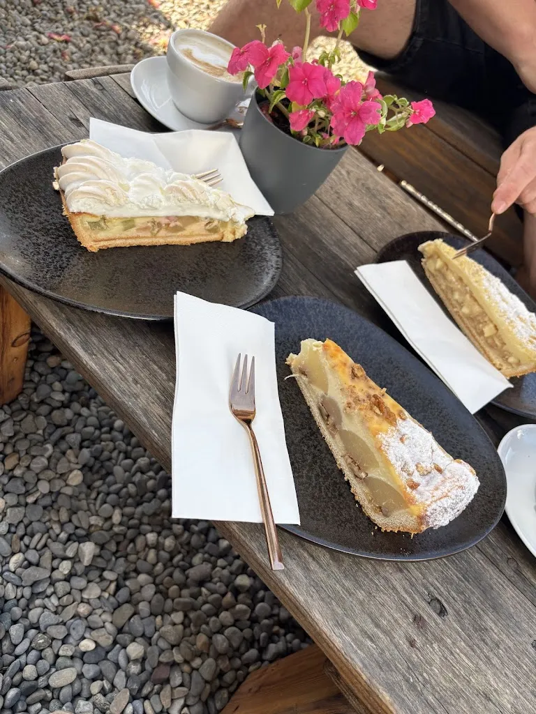 Anna Fritsche_Heimatliebe-Bodensee GmbH_Allensbach_reseña