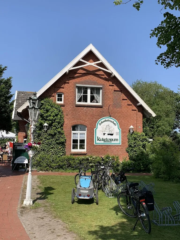 Petra Deppendorf_Kukelorum_Aurich_review