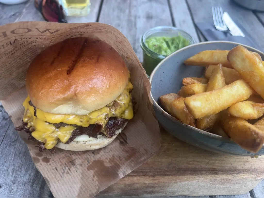 Traute Burgerbar_Aurich_slider_image_2