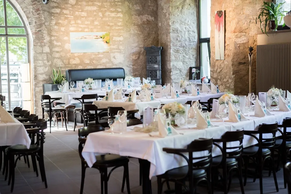 Rosencafé im Kloster Brunshausen_Gandersheim_slider_image_1