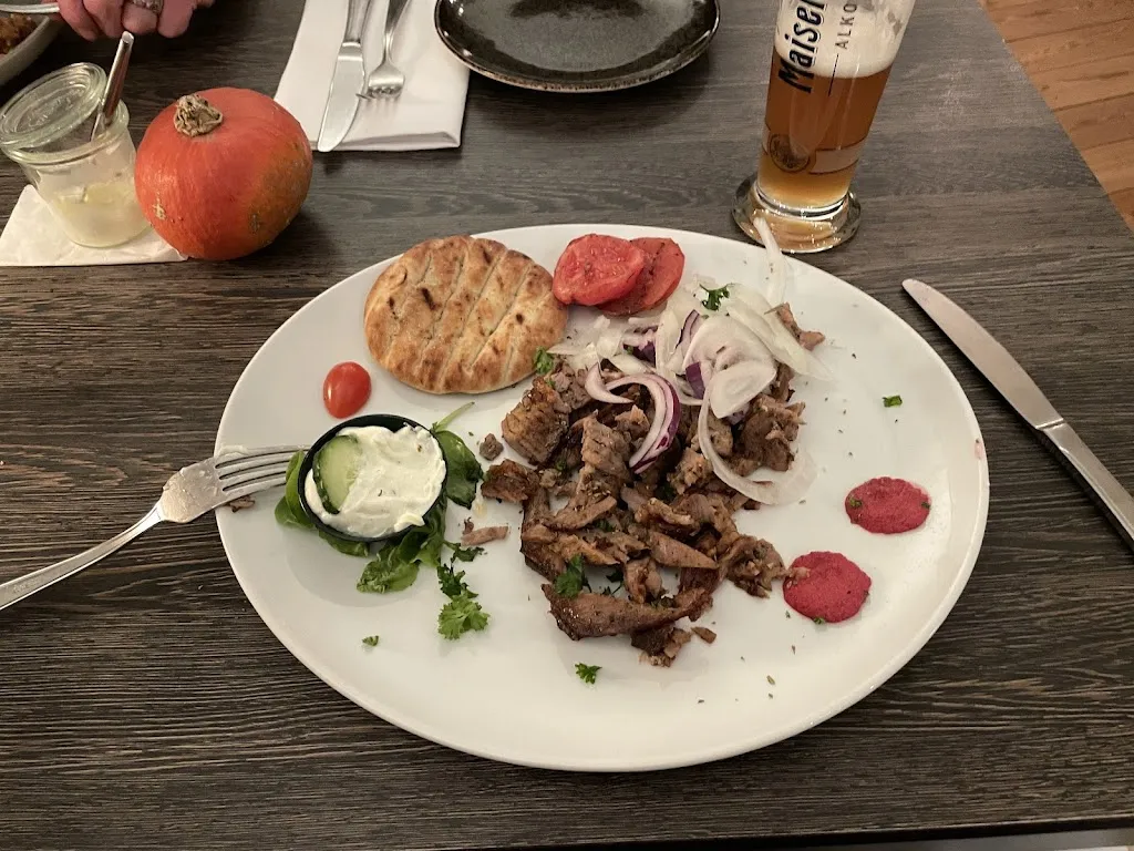 Zeus_Iburg_slider_image_3