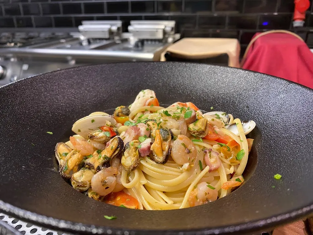 Chiaro di Luna_Iburg_slider_image_3