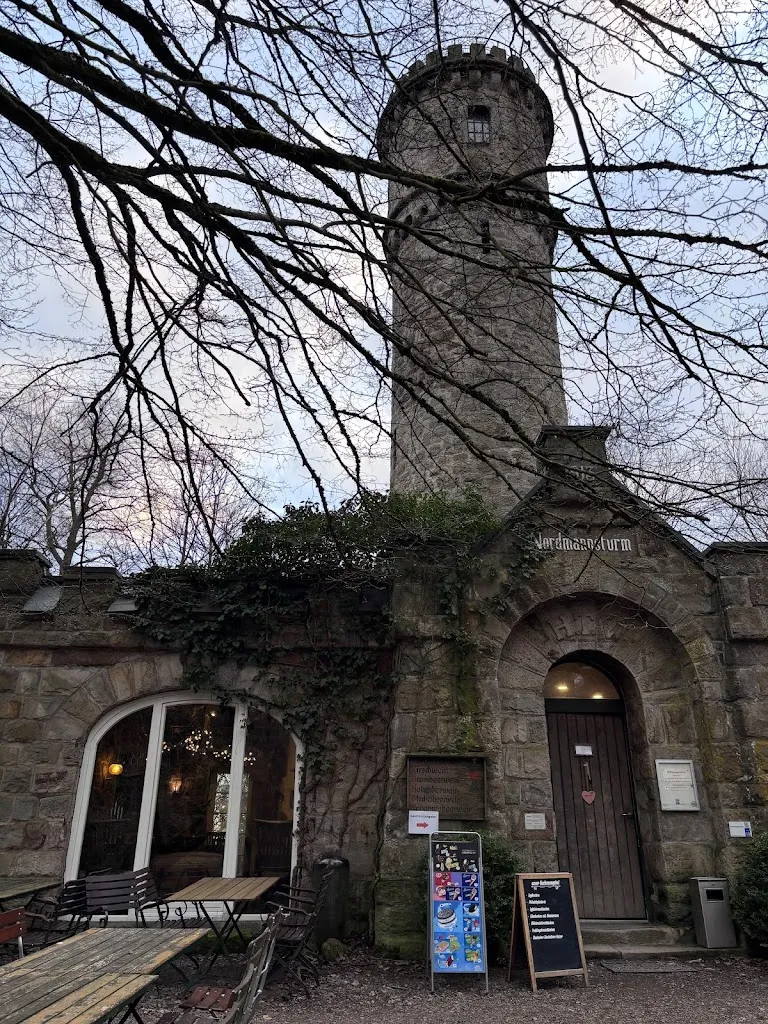 Markus Scholz_Waldgaststätte Nordmannsturm_Deister_review