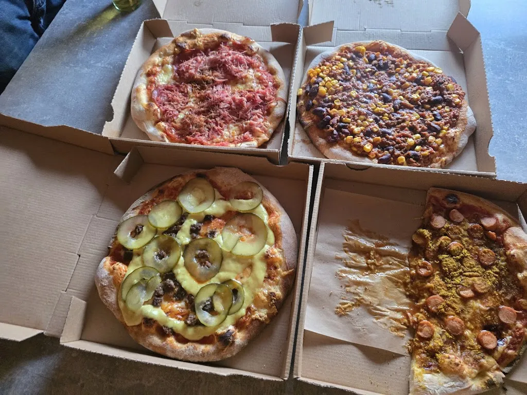 Pizza-Eck_Sachsa_slider_image_3