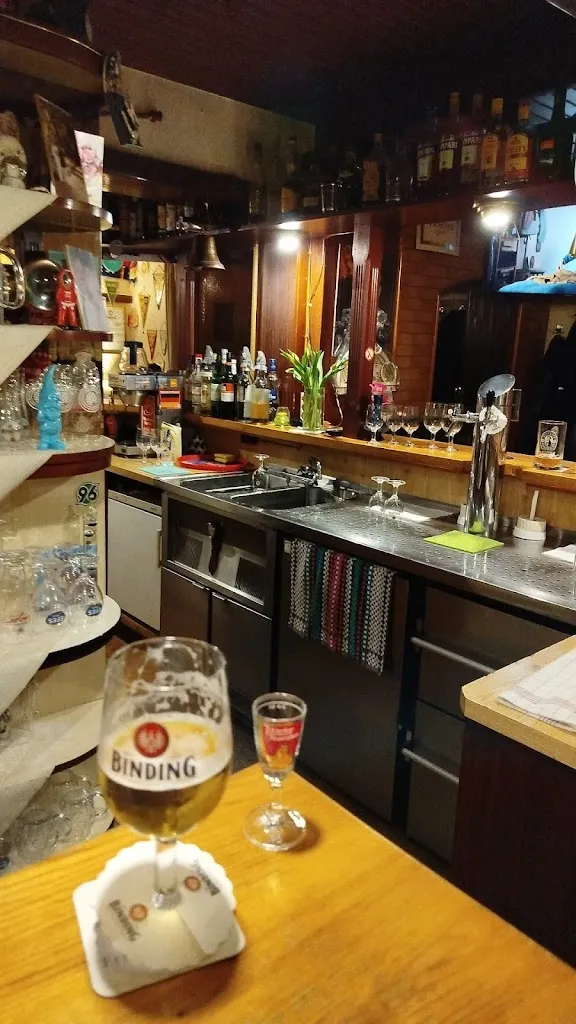 Max Maul_Uschis Biereck_Harz_reseña