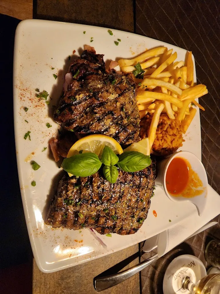 Albertus Groenewald_Balkan Grill bei Miro_Harz_avis