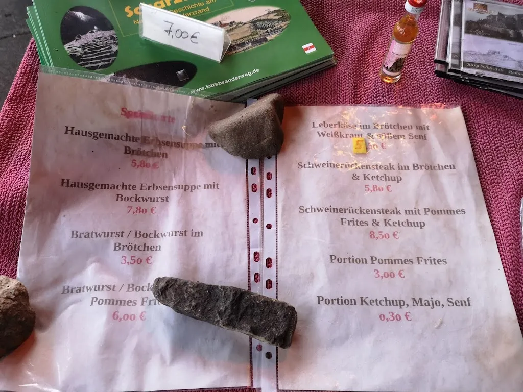 Menü_Schloßberg-Schutzhütte_Harz_Bild_1