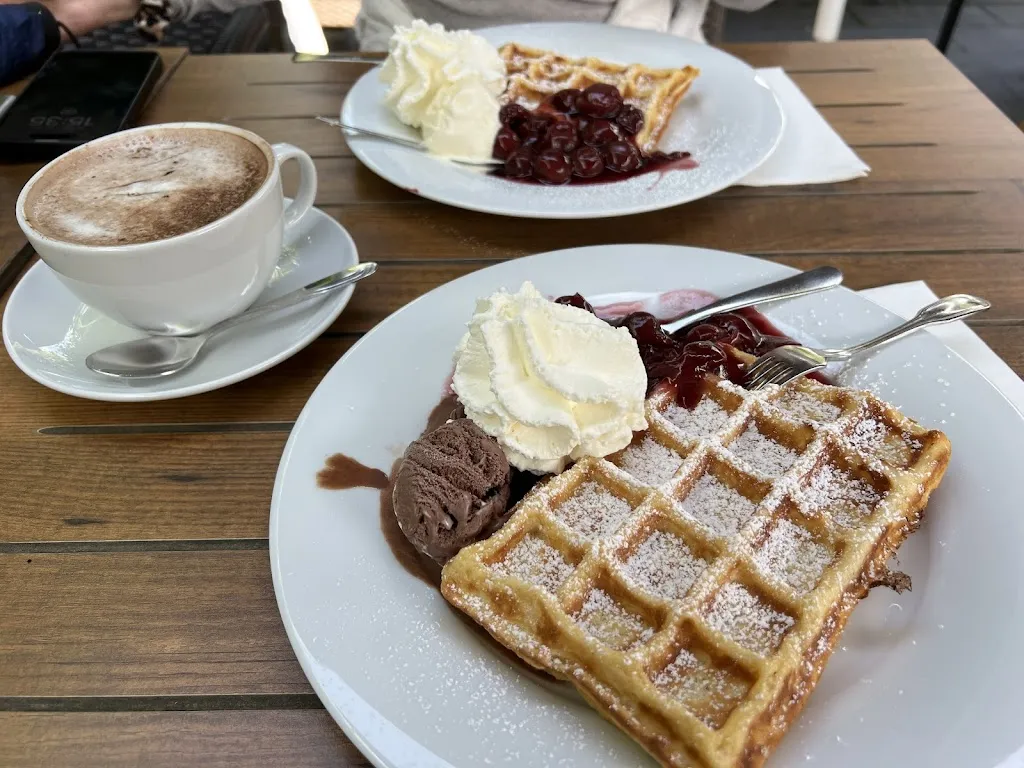 Café Strathmann - Partner der Bäckerei Bürenkemper_Rothenfelde_slider_image_3