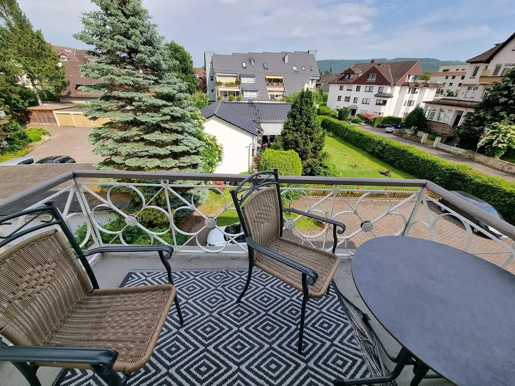 Alte Villa Schlossblick restaurant in Pyrmont