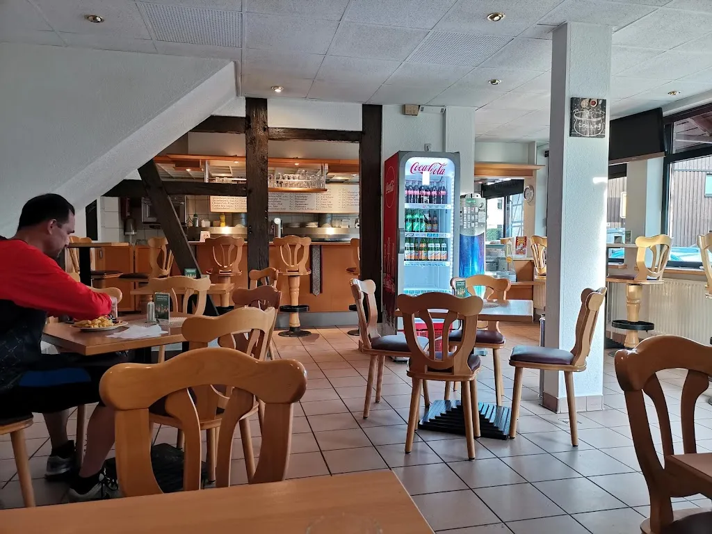 michael Flottmann-Schwanke_Holzhäuser Grill_Pyrmont_review