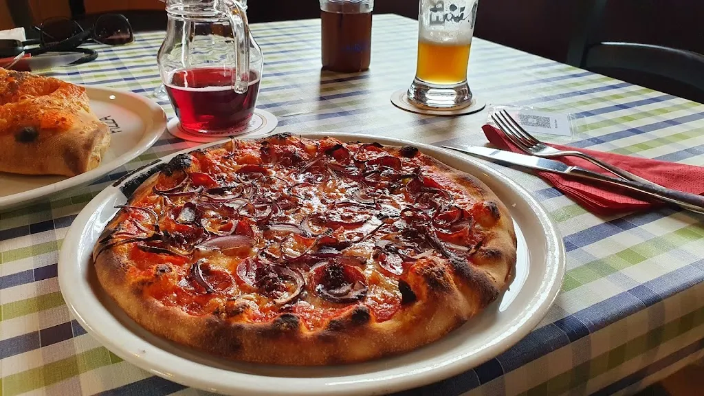 Pizzeria Salerno_Pyrmont_slider_image_2