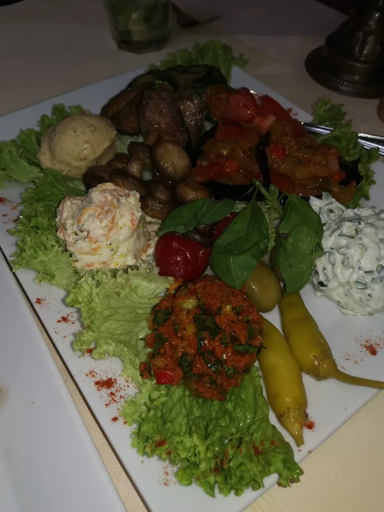 Menu_BABA'S Mediterrane Spezialitäten Restaurant & Hotel Inh. Emin Ayyildiz_Nenndorf_image_5