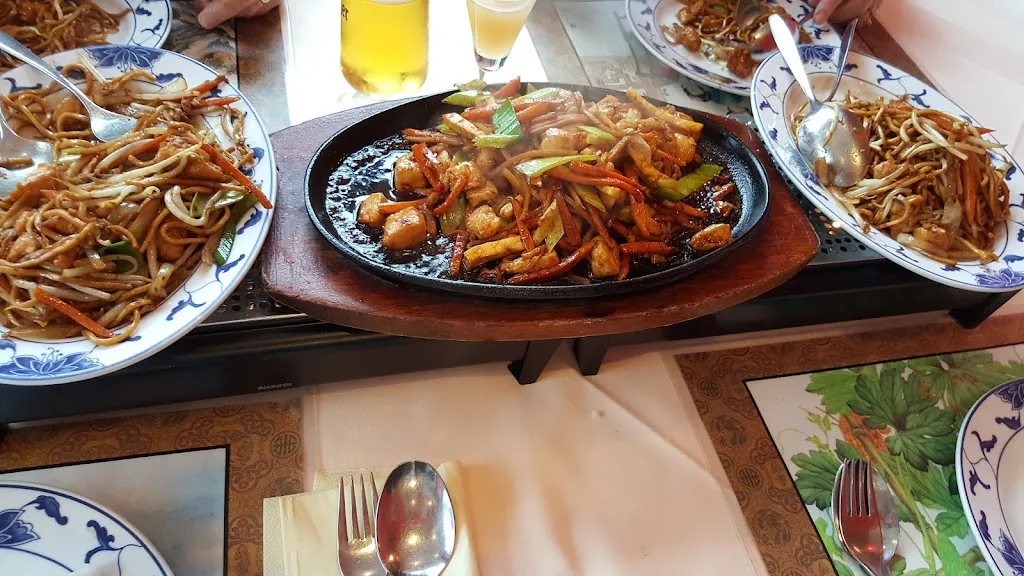 Goldene Pekingente_Nenndorf_slider_image_3