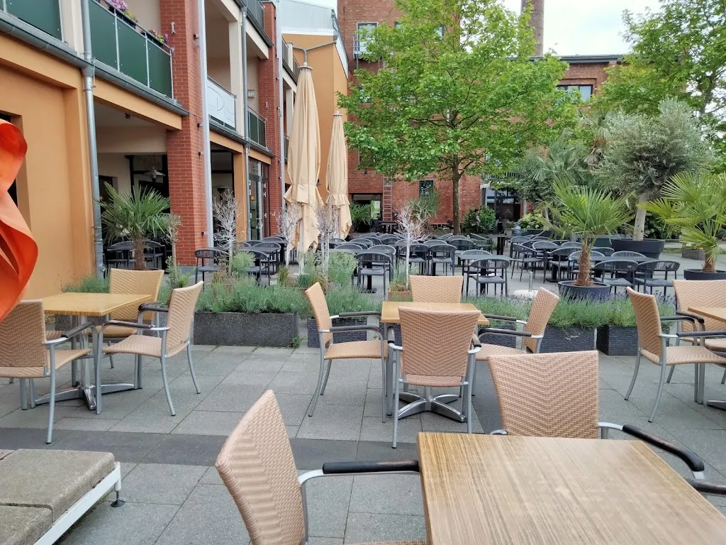 Restaurant Plaza_Lauenau_slider_image_1