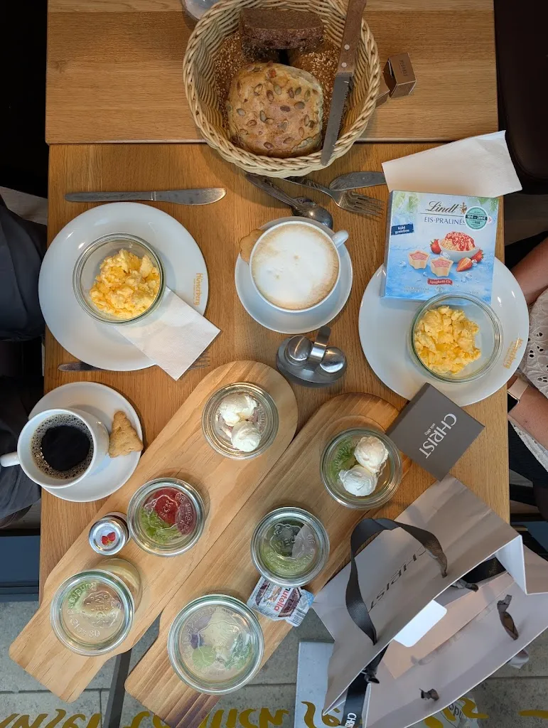 Tom Rüd-Err_Bäckerei-Café Hünerberg_Nenndorf_review