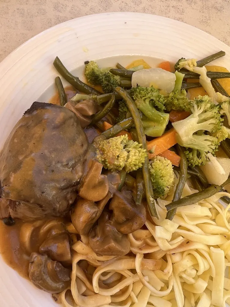 Sabine S._Café vis a vis_Allensbach_review