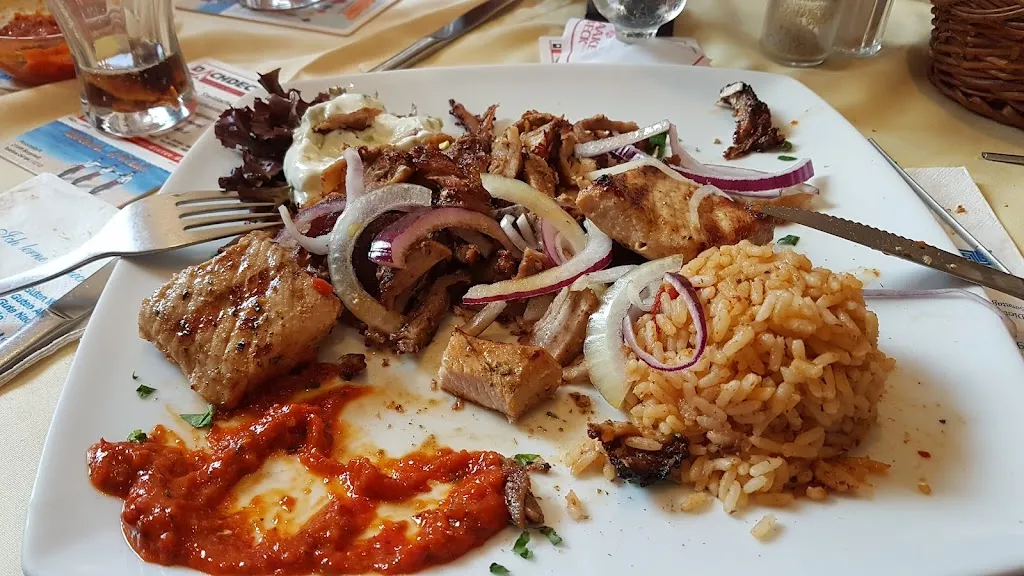 Taverna Syrtaki - Theodosis Moshoudis_Bargstedt_slider_image_2